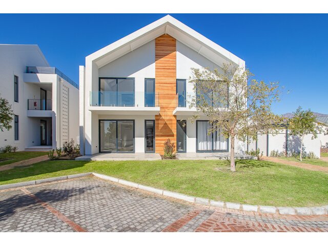 <!--[if BLOCK]><![endif]--> Property sold in Val de Vie <!--[if ENDBLOCK]><![endif]-->